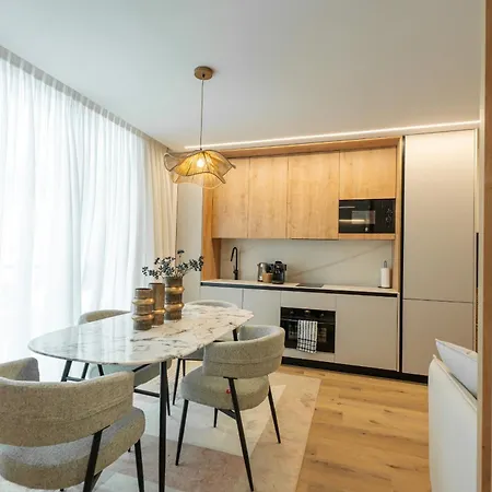 Monumental Peten By Manlia Apartamento *