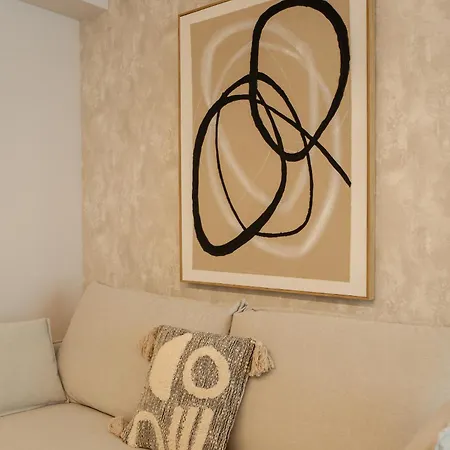 Monumental Peten By Manlia